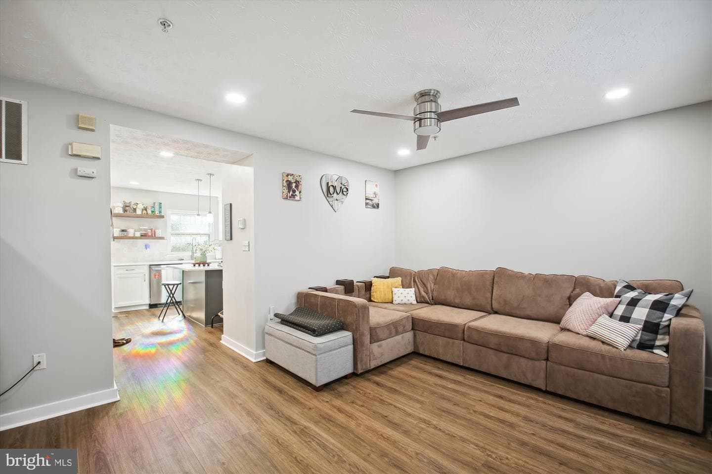 129 Foxtree Drive photo 5