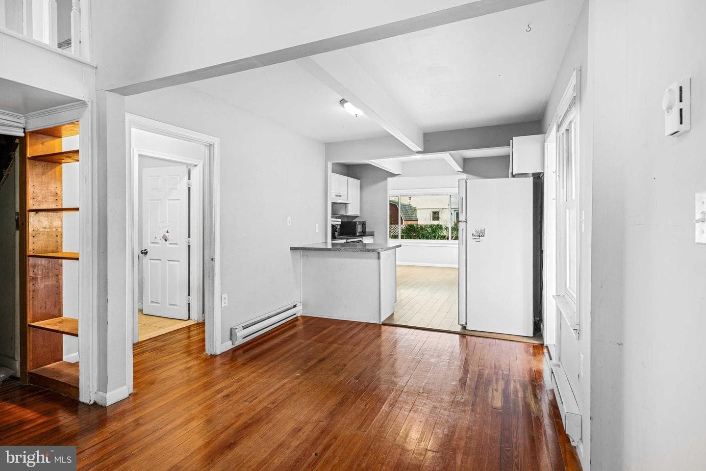 1196 Maple Avenue photo 11