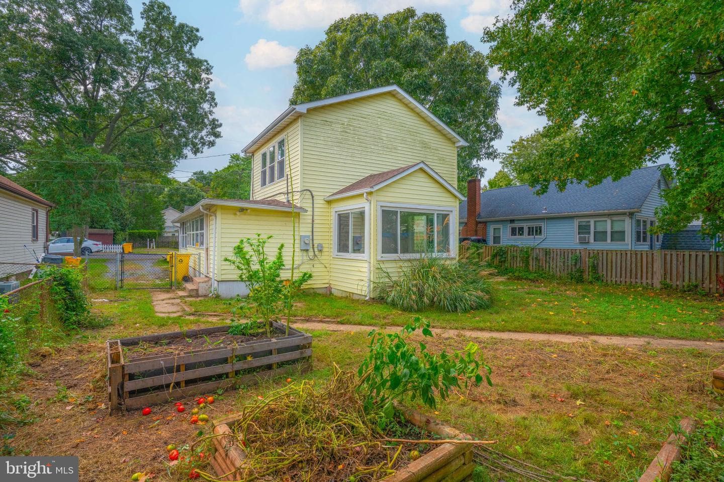 1196 Maple Avenue photo 31