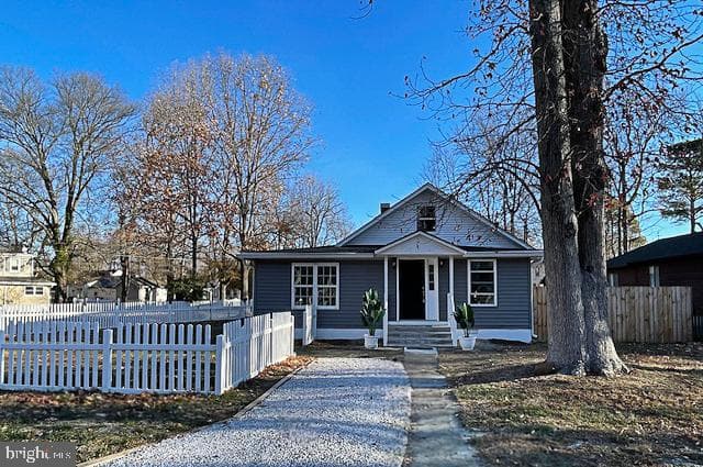 5601 Essex Street photo 3