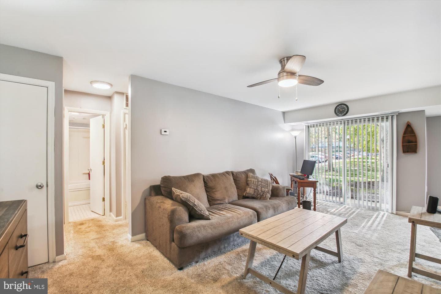 211 Victor Parkway #a photo 14