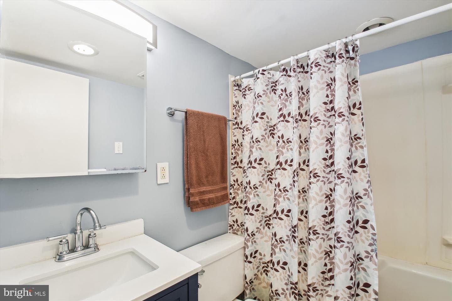 211 Victor Parkway #a photo 18