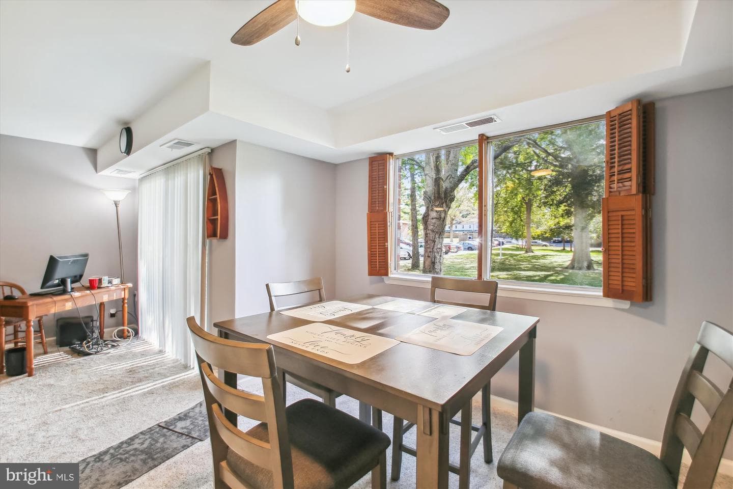 211 Victor Parkway #a photo 5