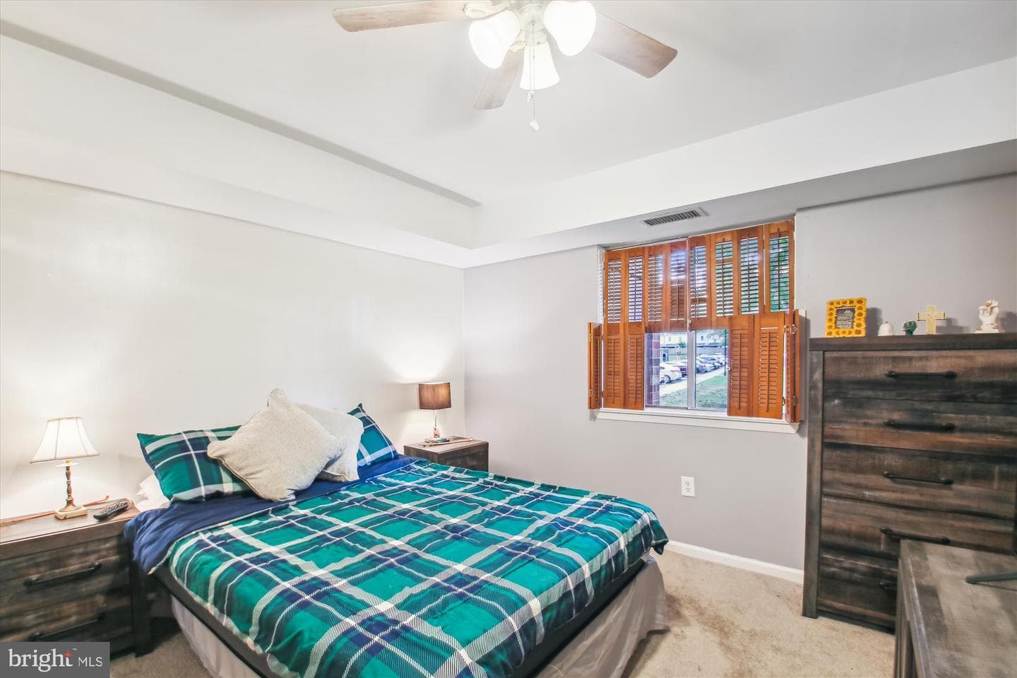 211 Victor Parkway #a photo 7