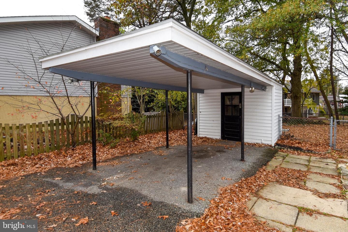 500 Dogwood Drive photo 42