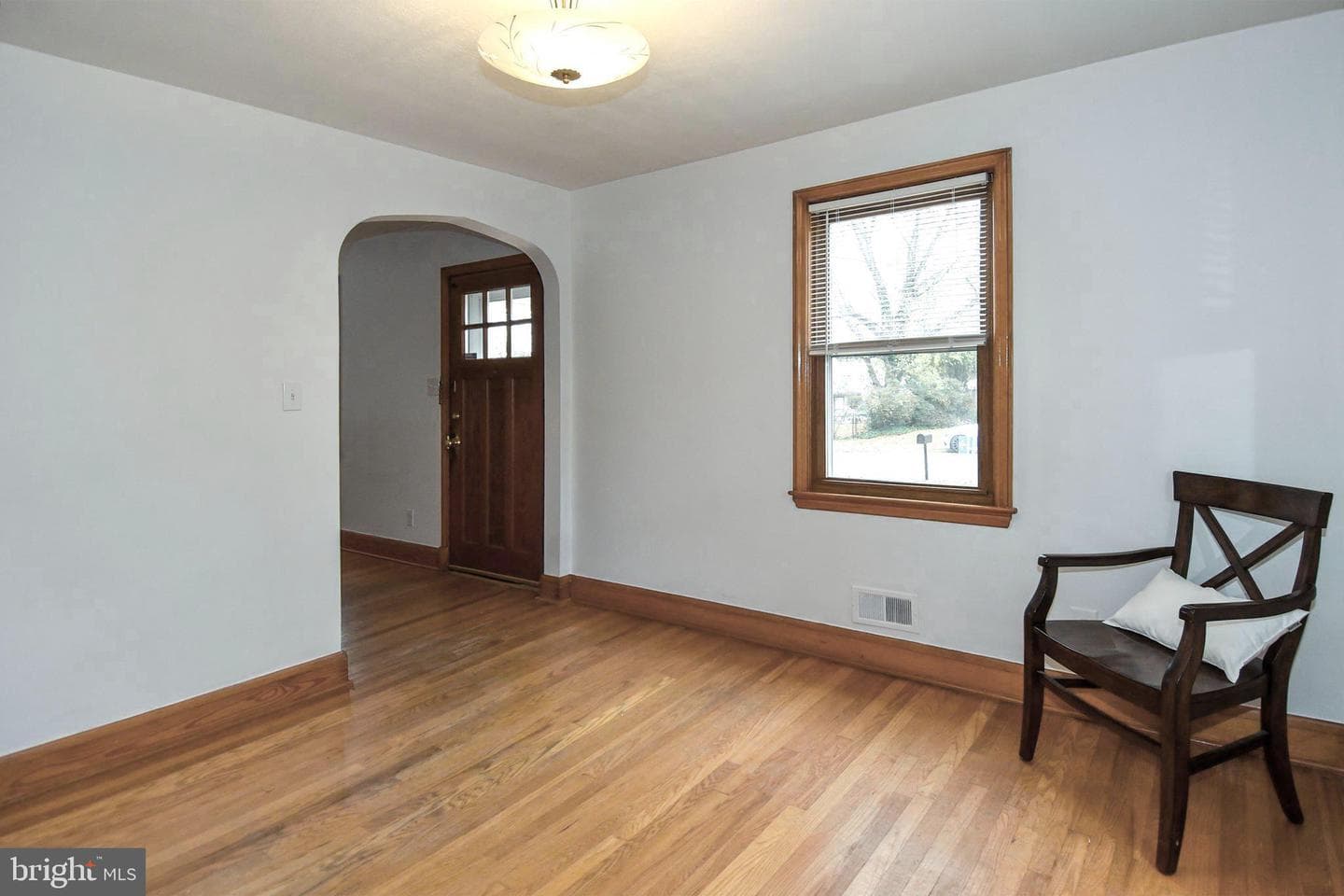 500 Dogwood Drive photo 9