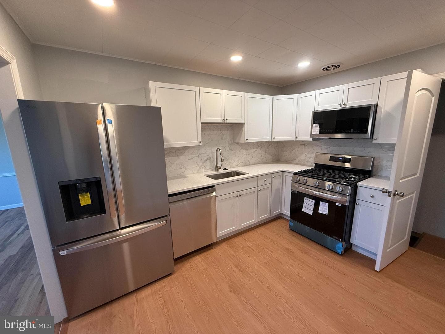 1700 Pleasantville Drive photo 9