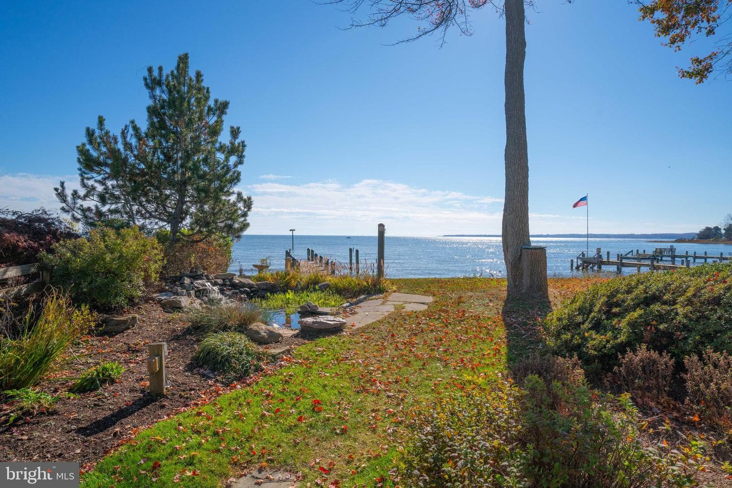 975 Bay Drive photo 10
