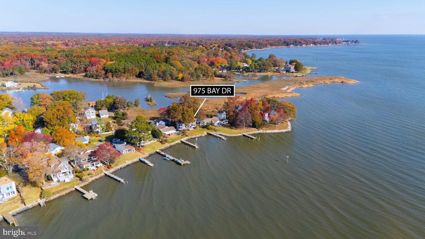 975 Bay Drive photo 12