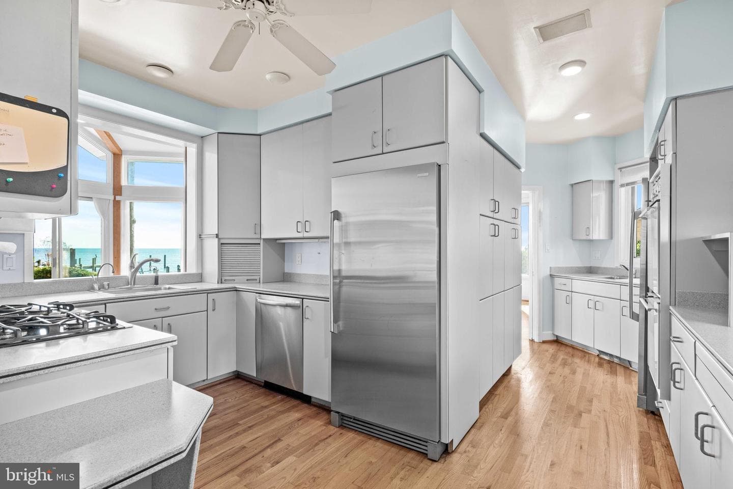 975 Bay Drive photo 20