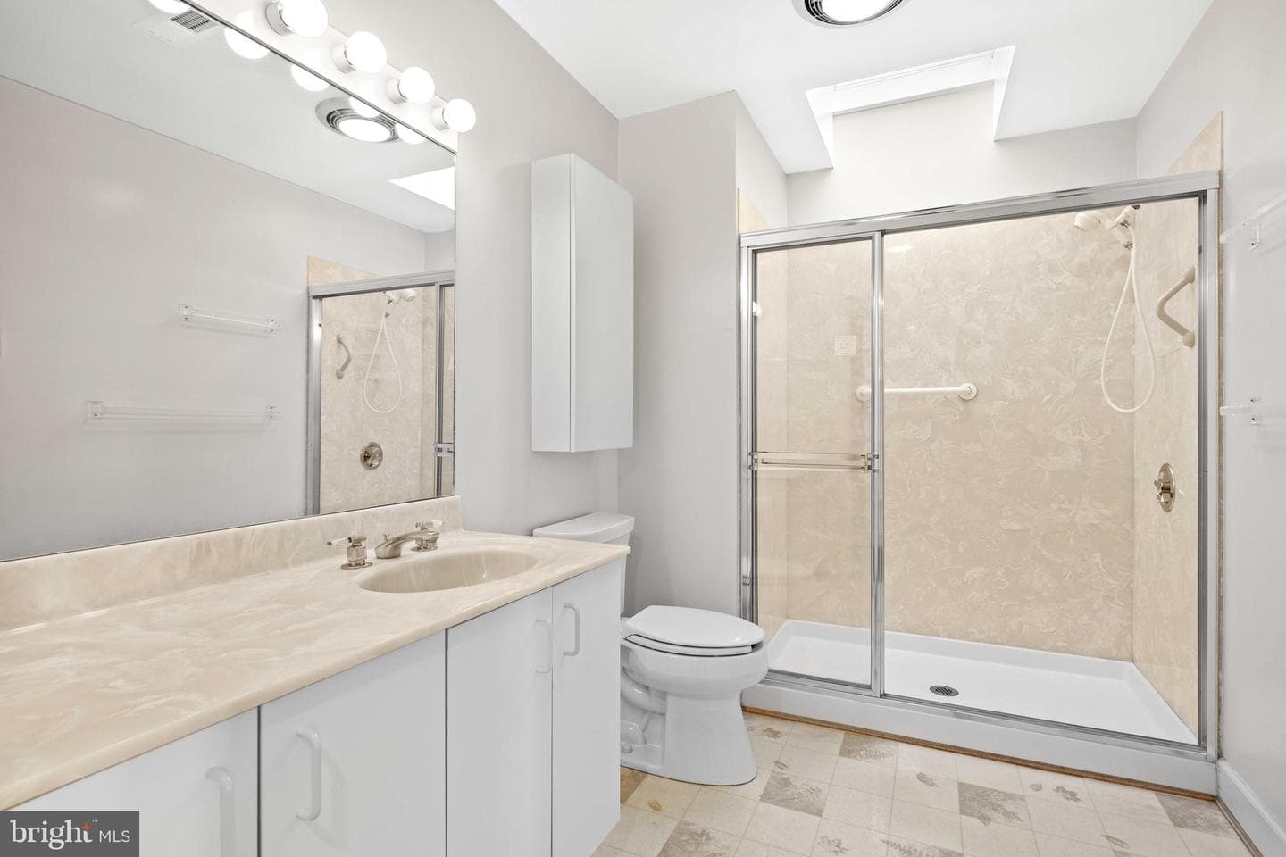 975 Bay Drive photo 27