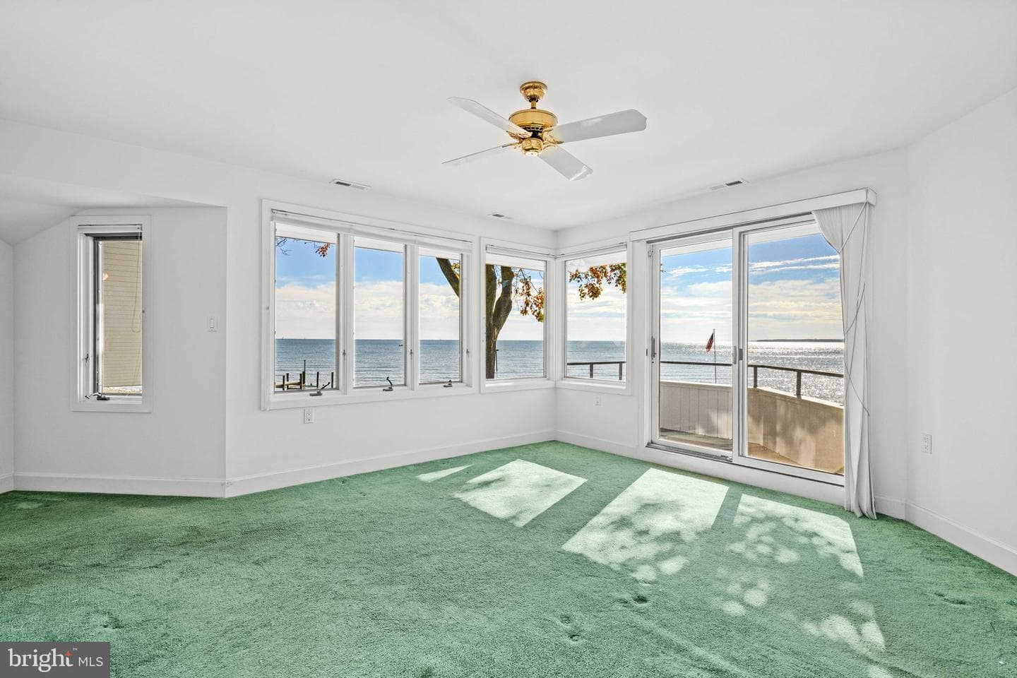 975 Bay Drive photo 32
