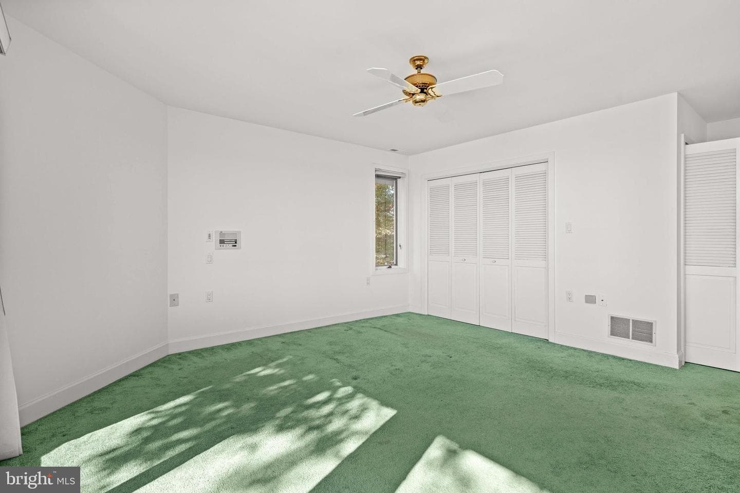 975 Bay Drive photo 33