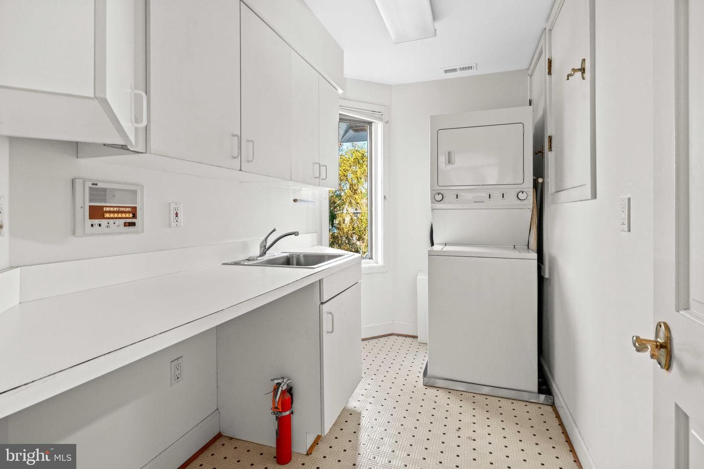 975 Bay Drive photo 41
