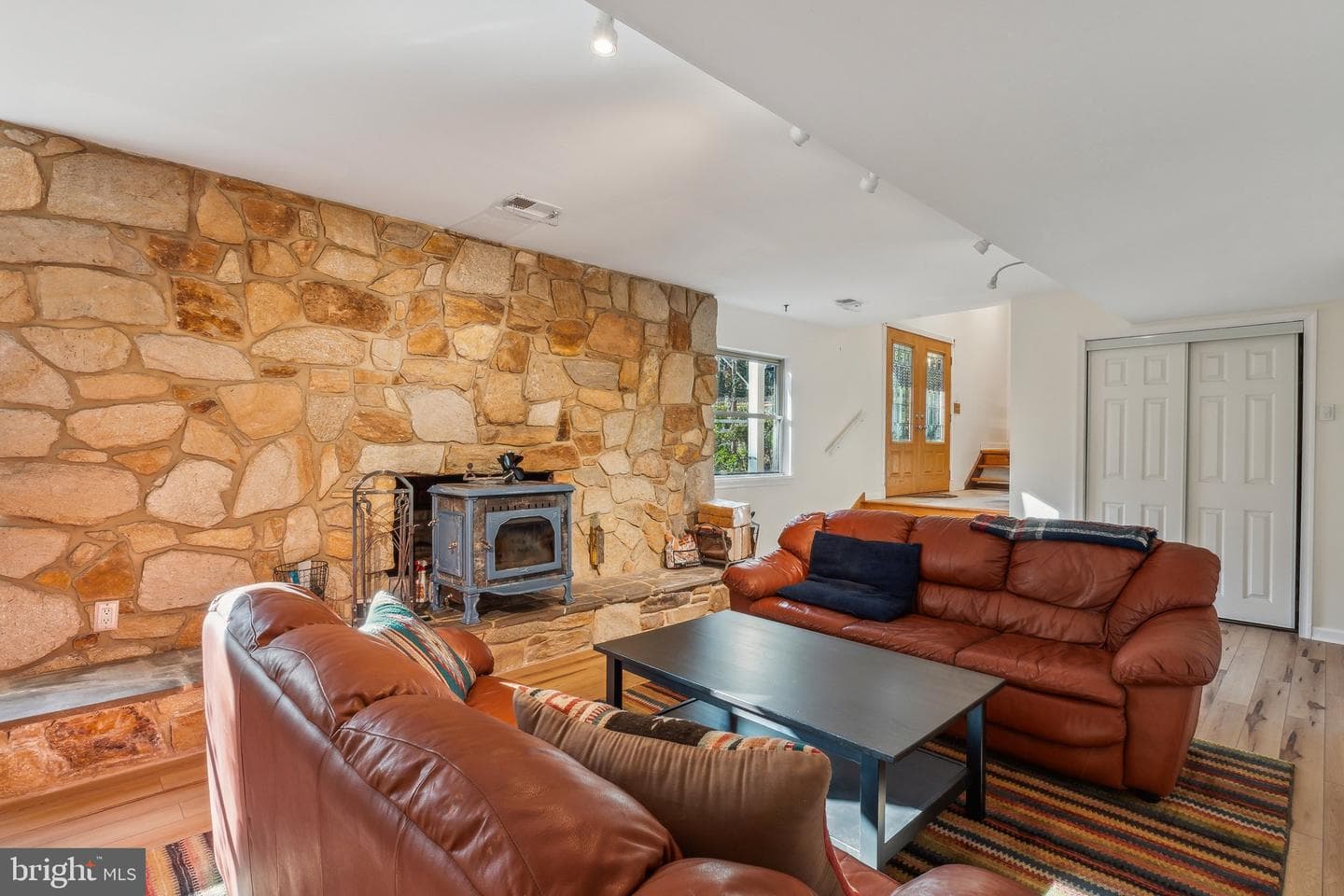 727 Shiloh Court photo 12