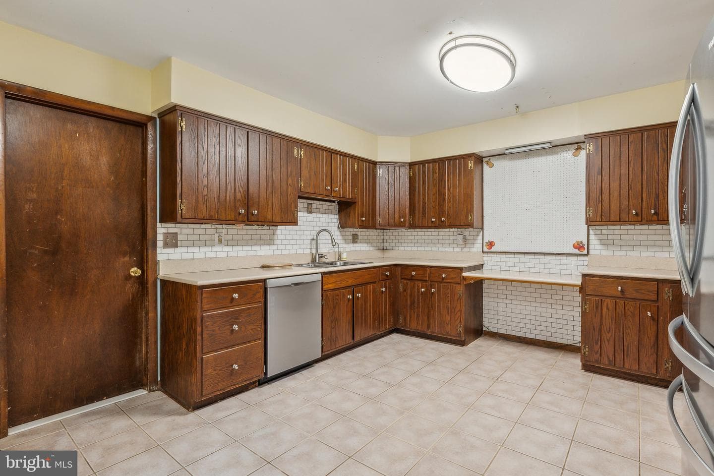 727 Shiloh Court photo 18