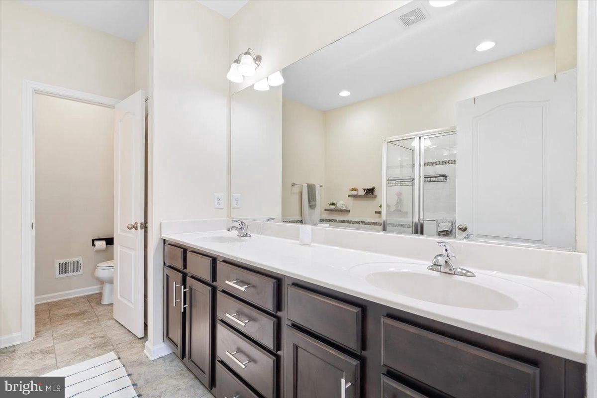 623 Quarterpath Way photo 20