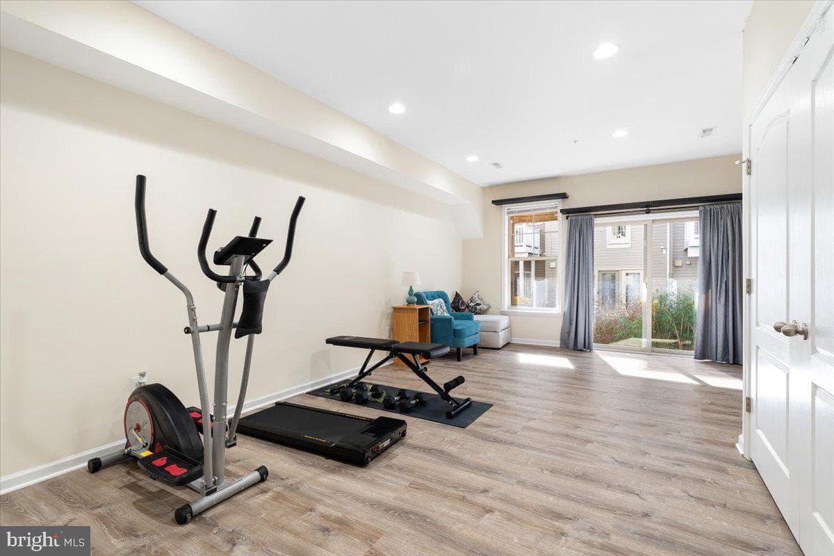 623 Quarterpath Way photo 32