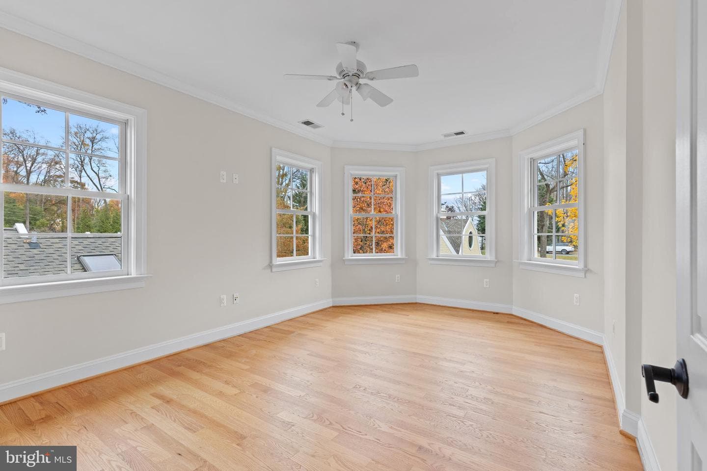 530 Edgewater Road photo 25