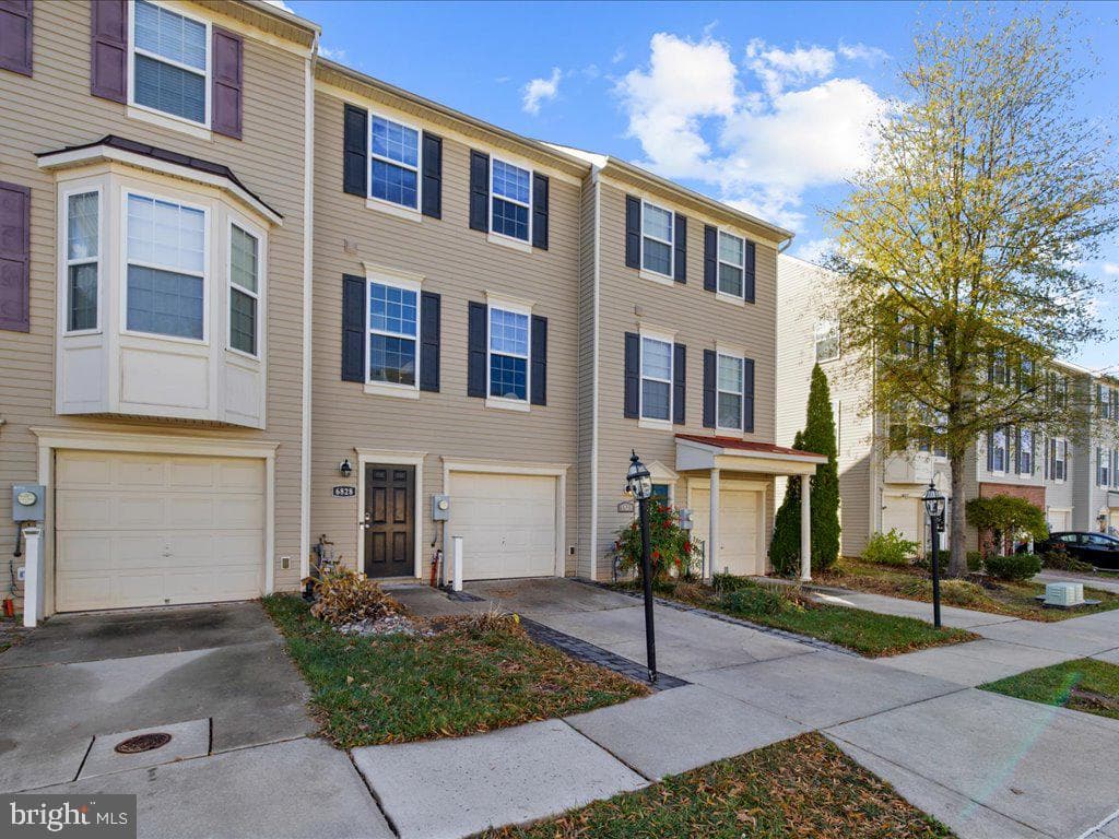 6828 Warfield Street photo 9
