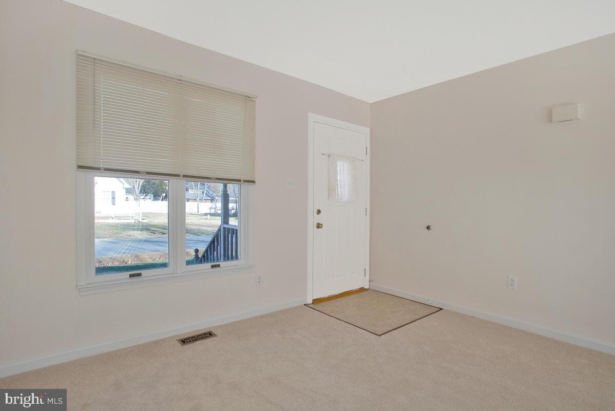 1165 Maple Avenue photo 13