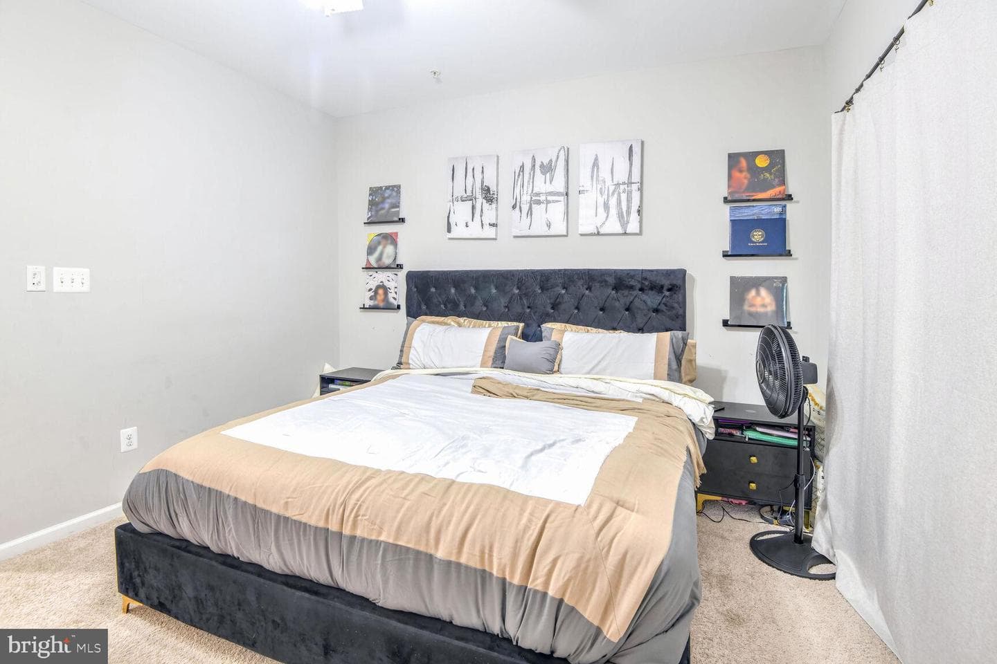 7638 Timbercross Lane photo 15
