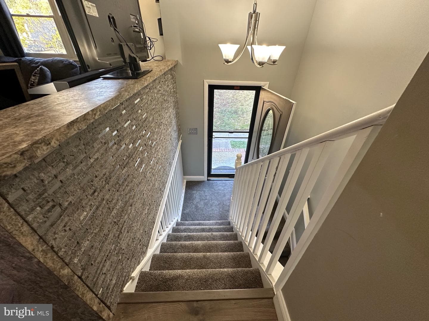 1121 Holmespun Drive photo 12