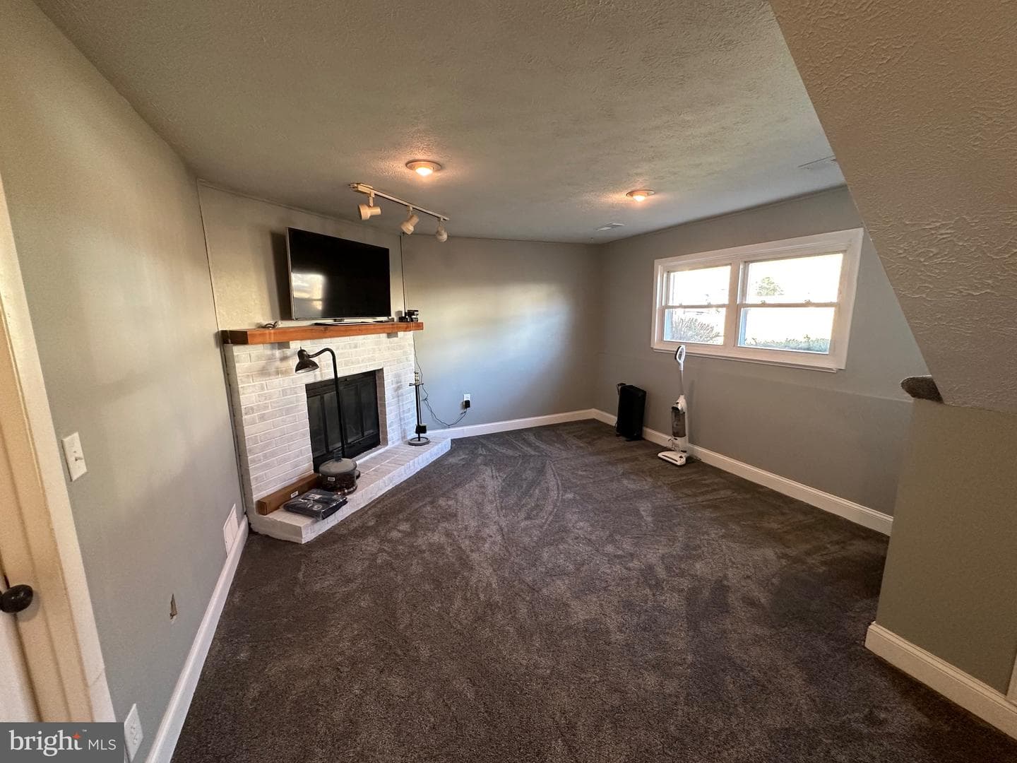 1121 Holmespun Drive photo 16