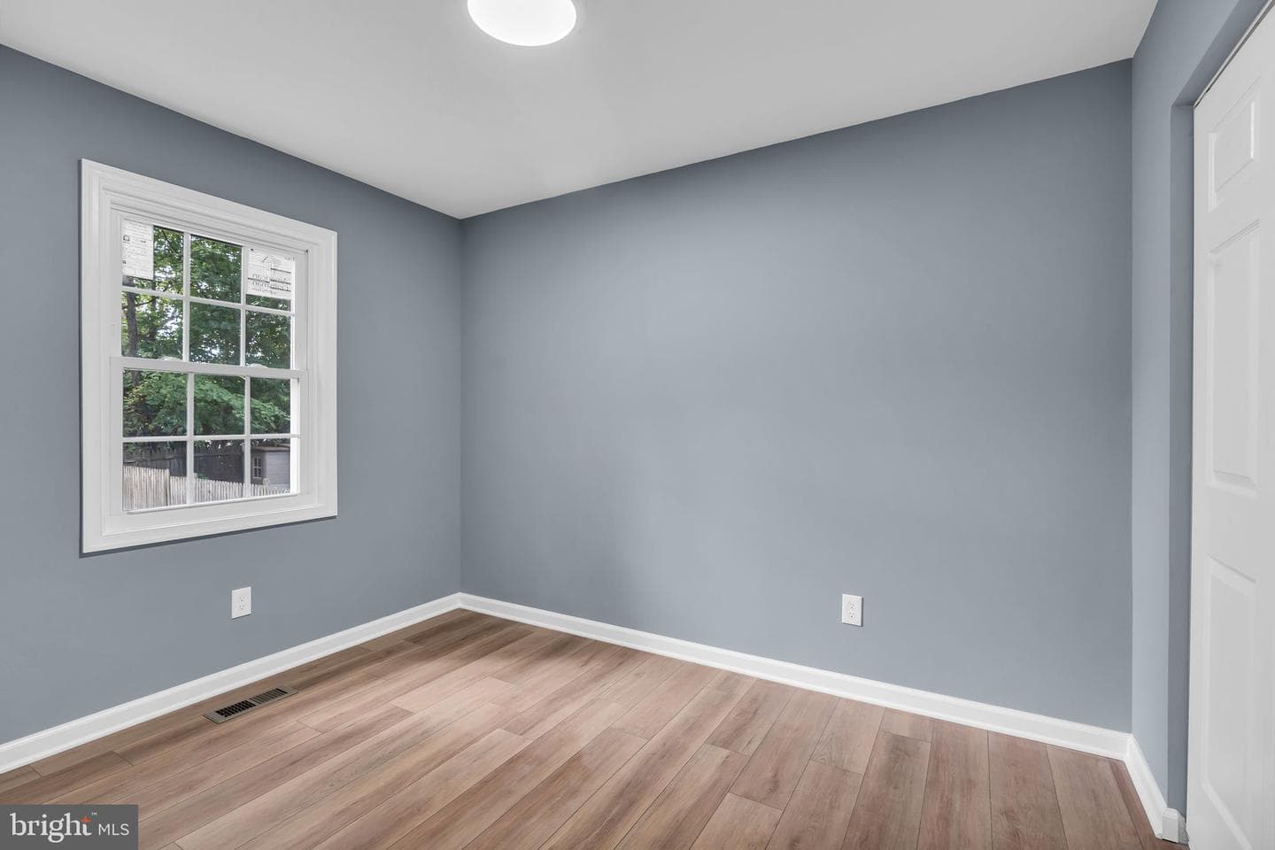 1409 Damsel Lane photo 21