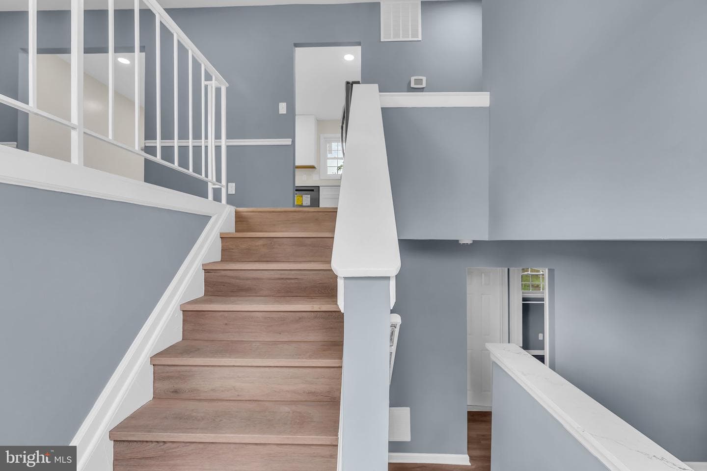 1409 Damsel Lane photo 6
