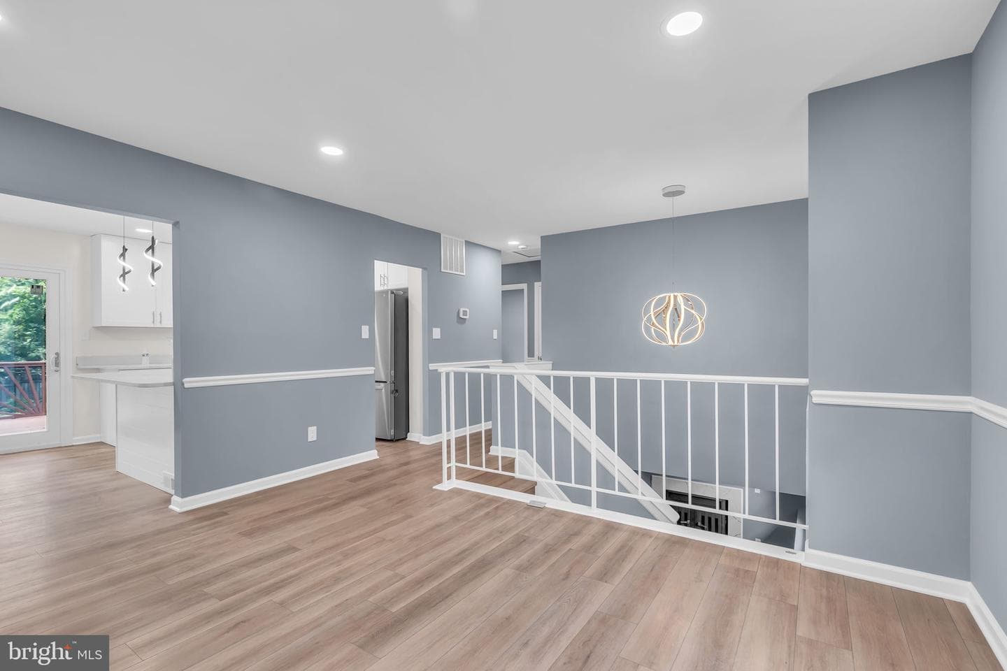 1409 Damsel Lane photo 9
