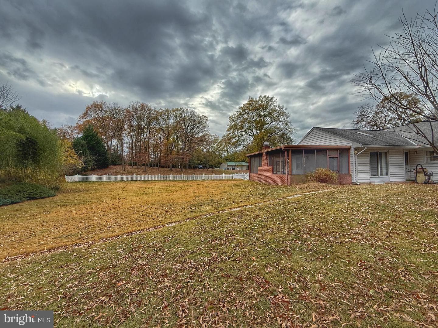 545 Donaldson Avenue photo 44