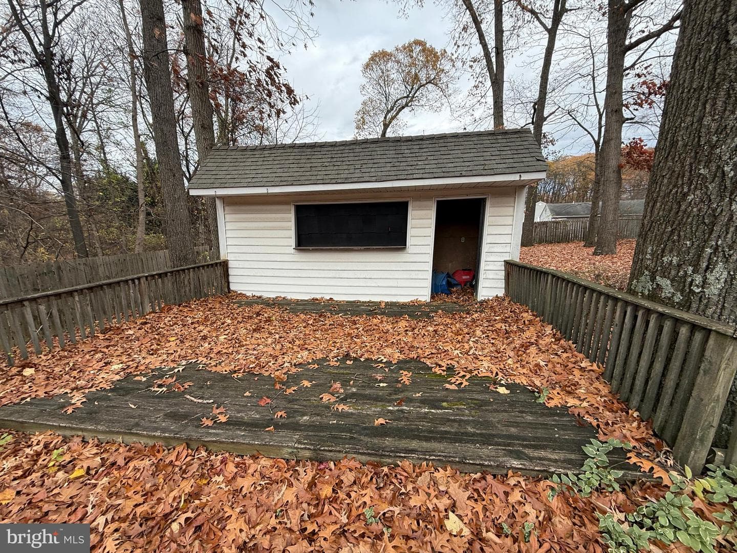 545 Donaldson Avenue photo 46