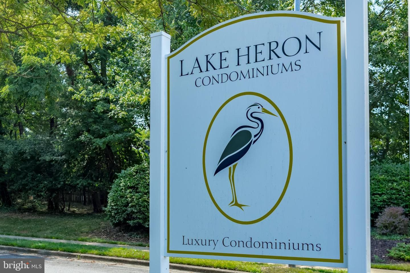 1133 Lake Heron Drive #3b photo 39