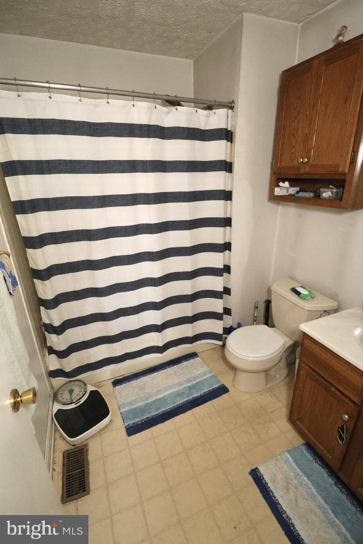 1810 Schooner Court photo 18
