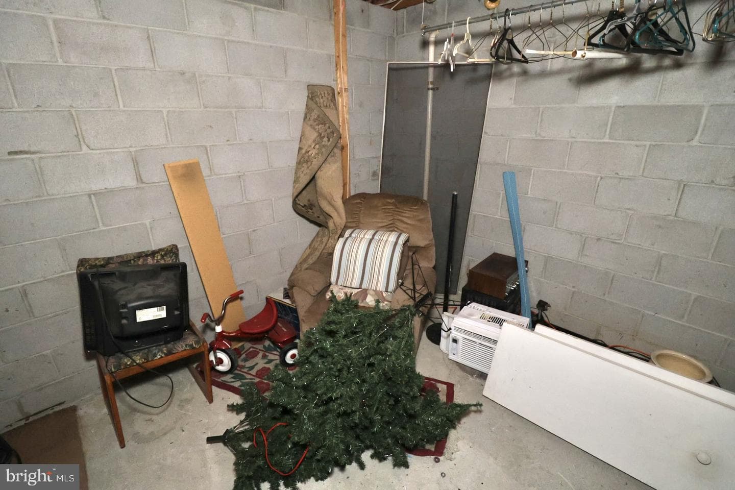 1810 Schooner Court photo 27