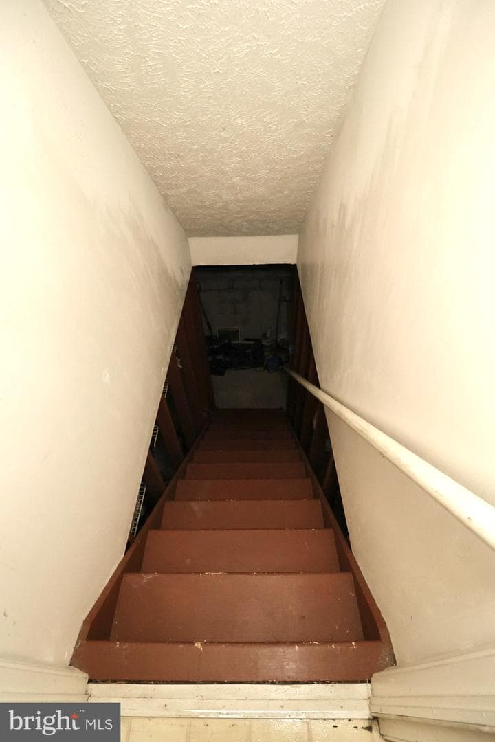 1810 Schooner Court photo 34