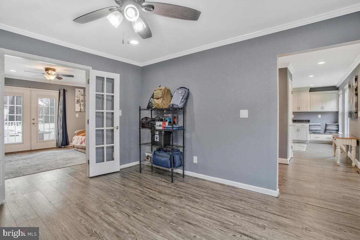 7639 Jeannine Avenue photo 14