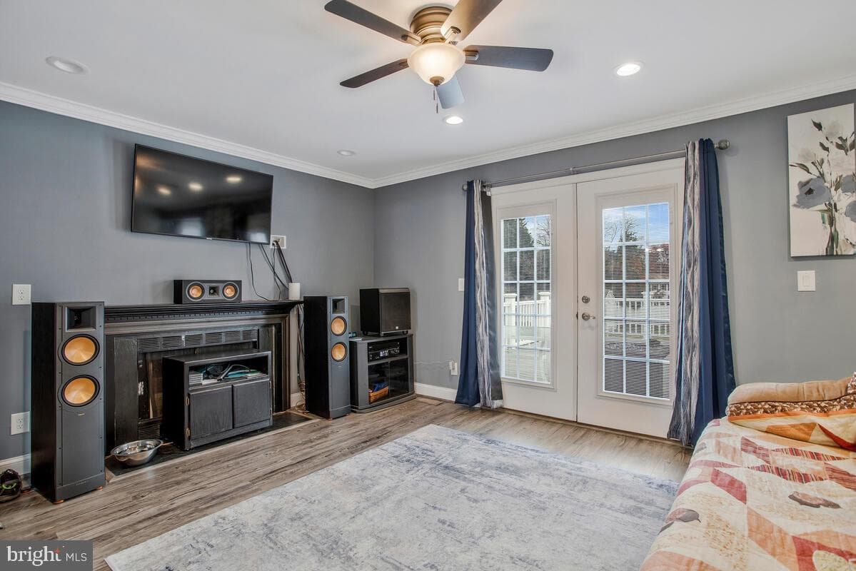 7639 Jeannine Avenue photo 24