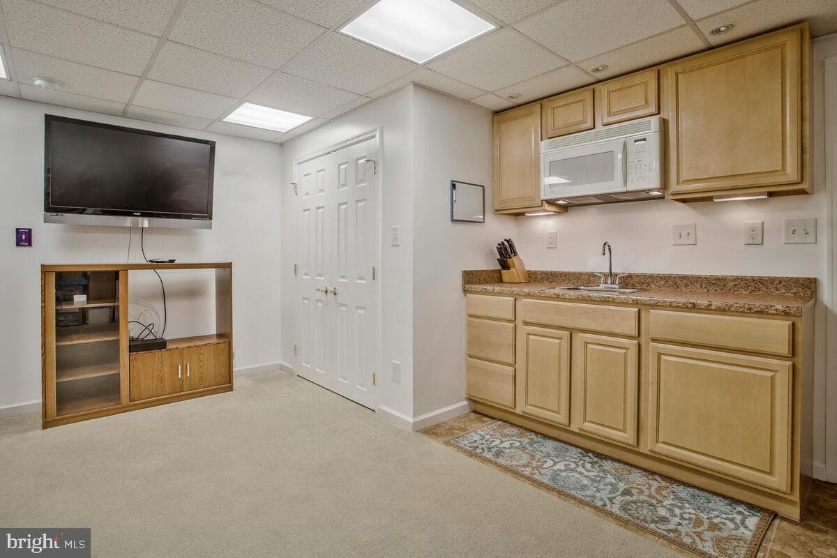 7639 Jeannine Avenue photo 44