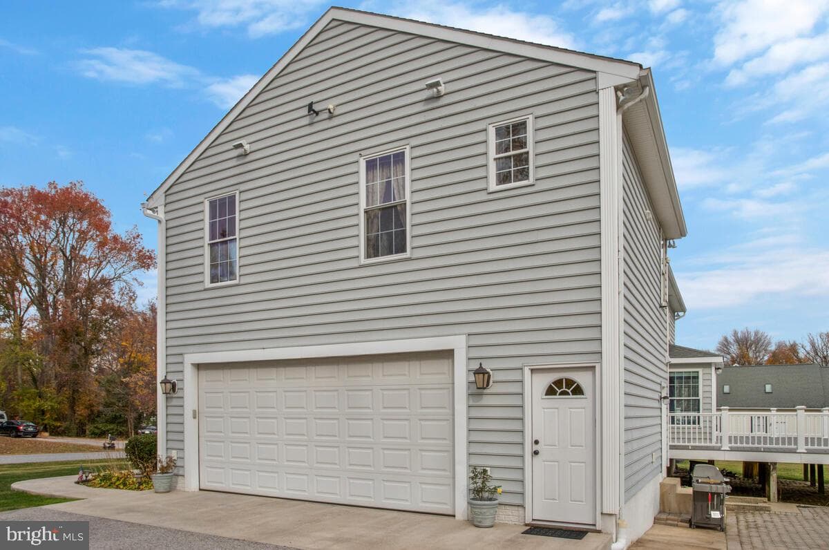 7639 Jeannine Avenue photo 46