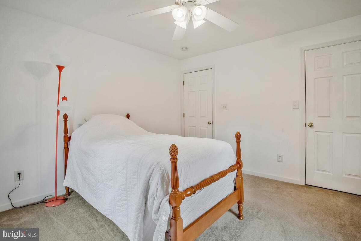 7639 Jeannine Avenue photo 57