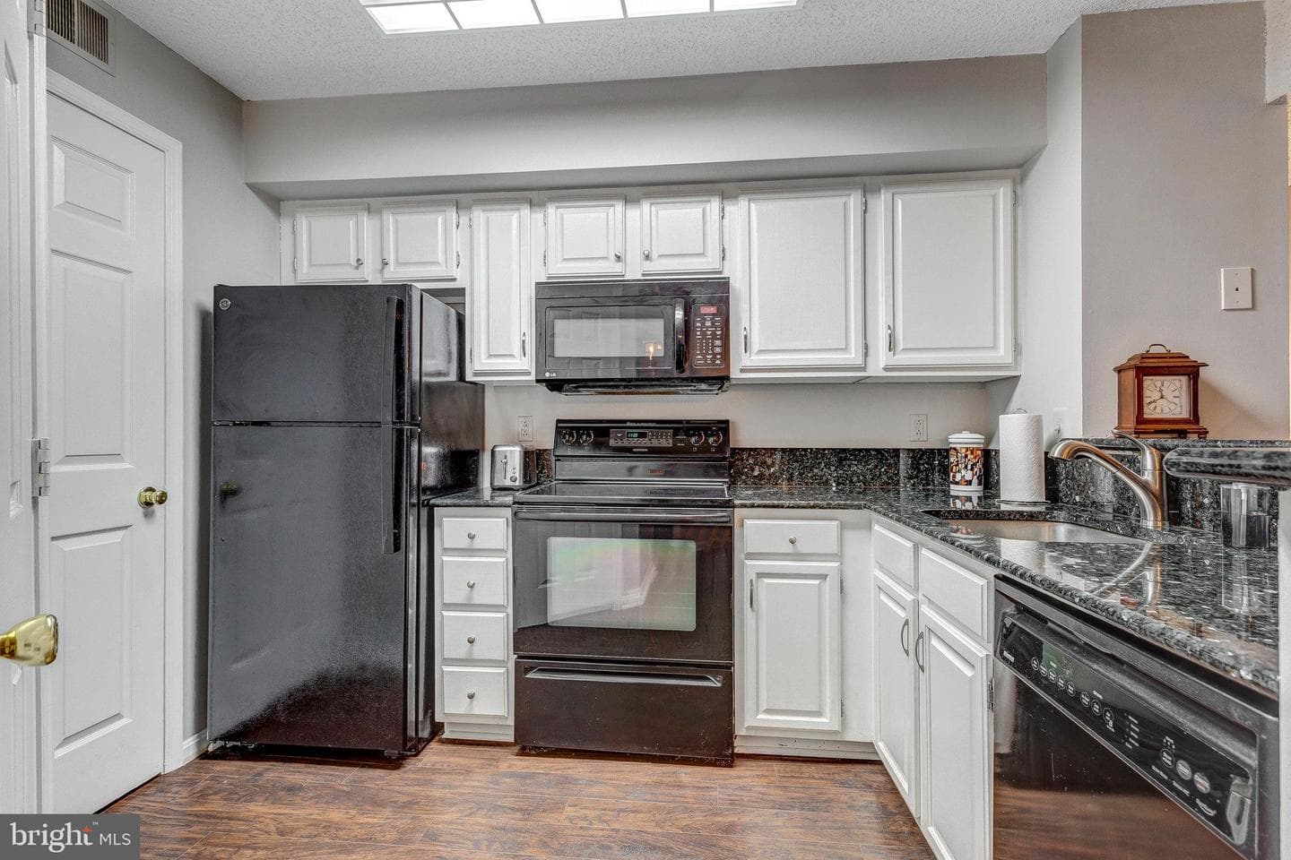 2504 Airy Hill Circle #1b photo 9