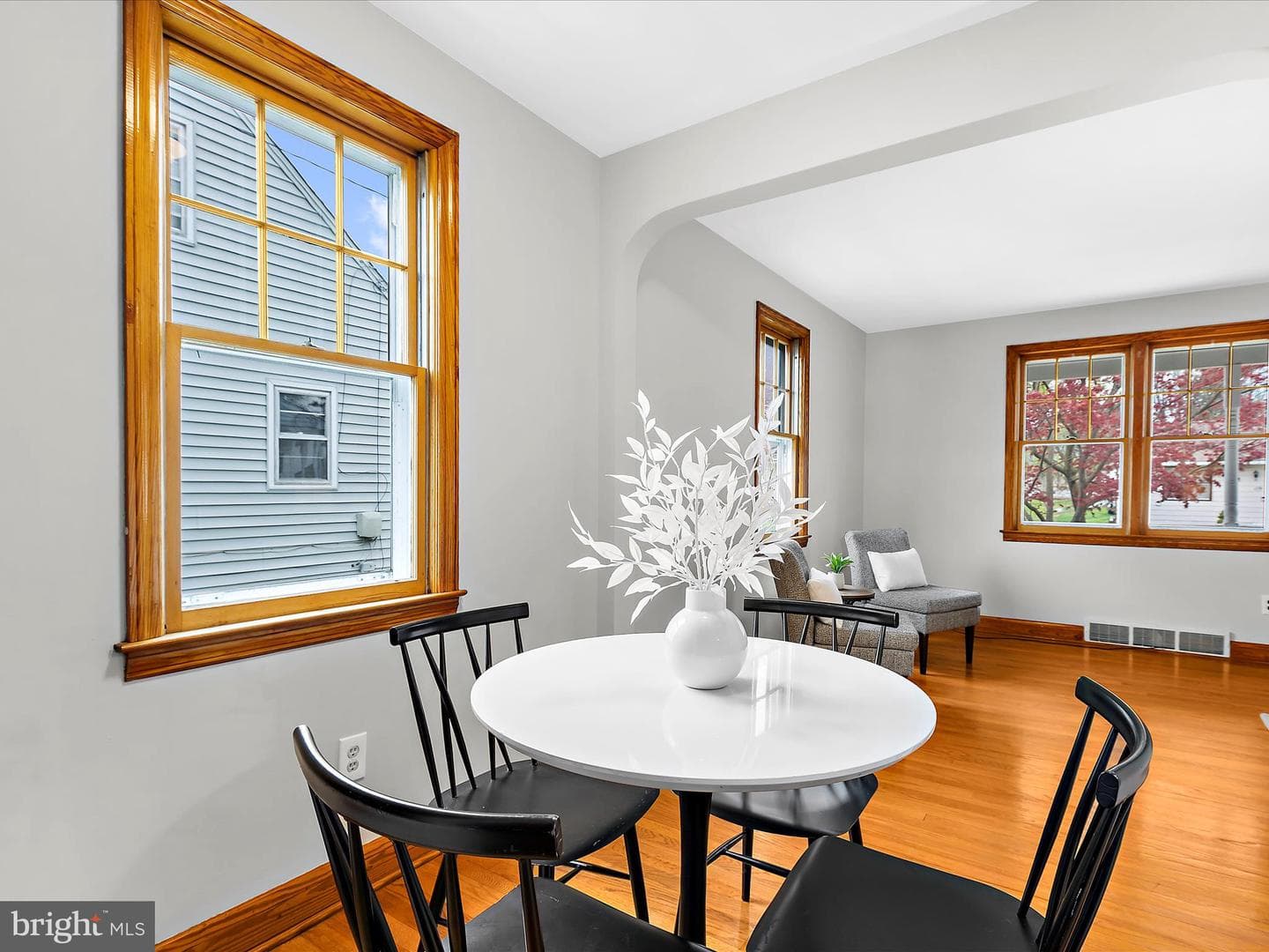 100 Sycamore Road photo 10