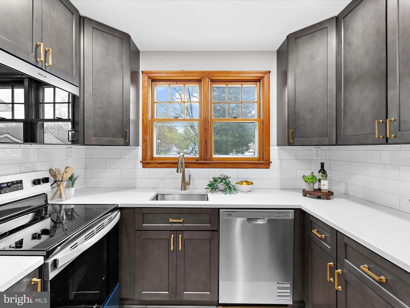 100 Sycamore Road photo 11