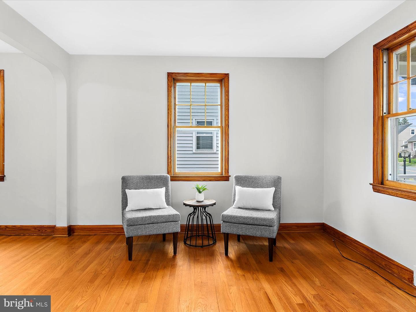 100 Sycamore Road photo 7