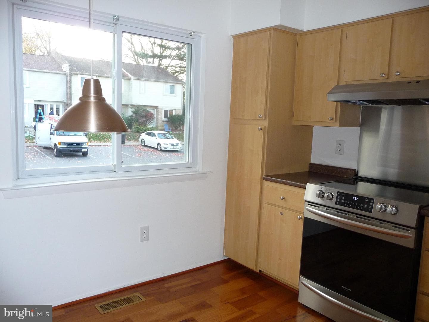 7 Rockwell Court photo 3