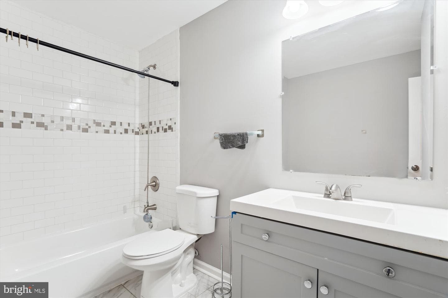 208 Emerson Avenue photo 27