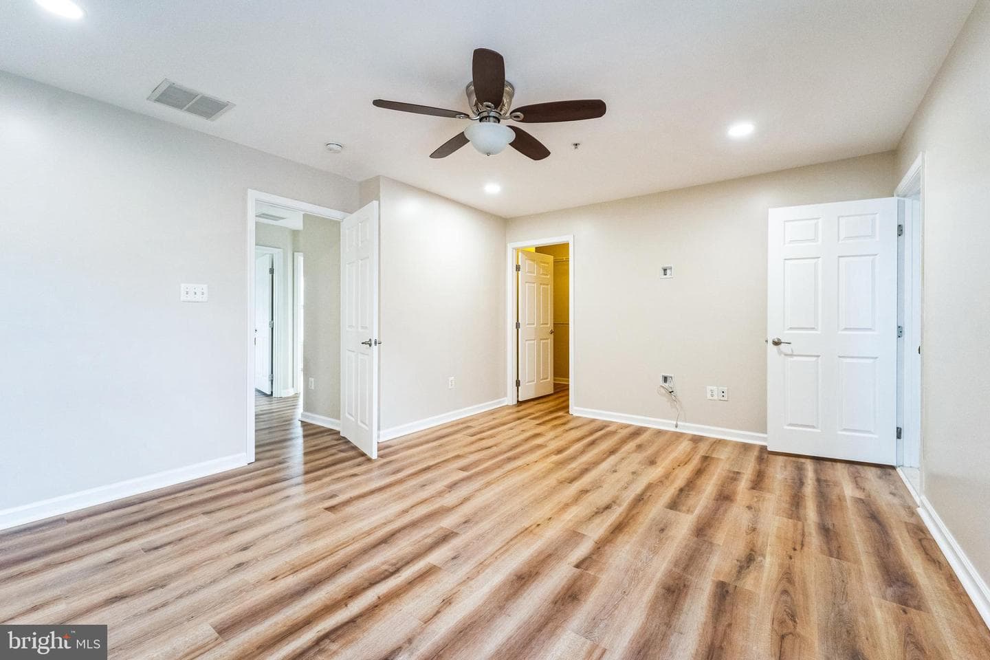 1220 Graycliff Lane photo 8