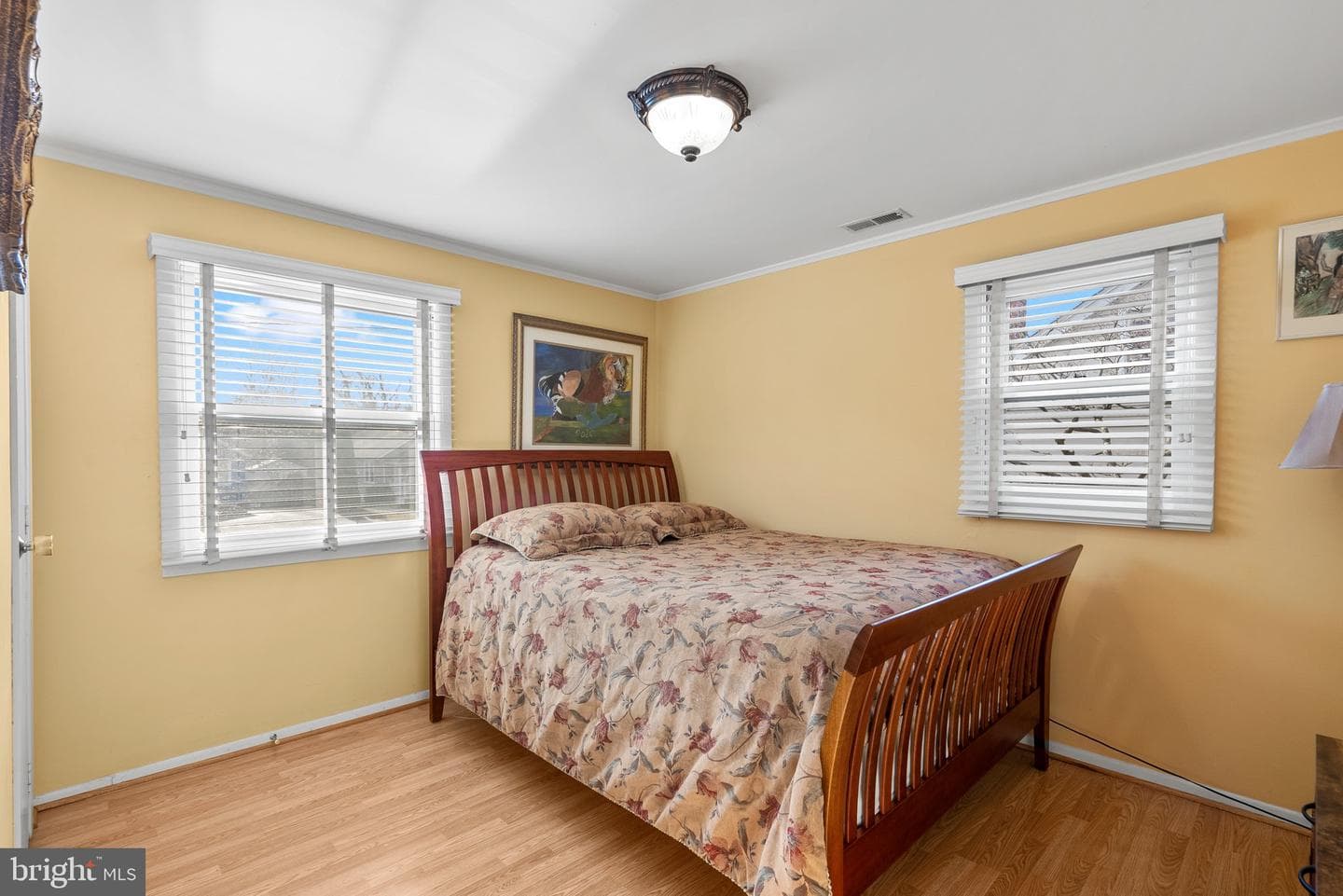 1022 Tyler Avenue photo 8
